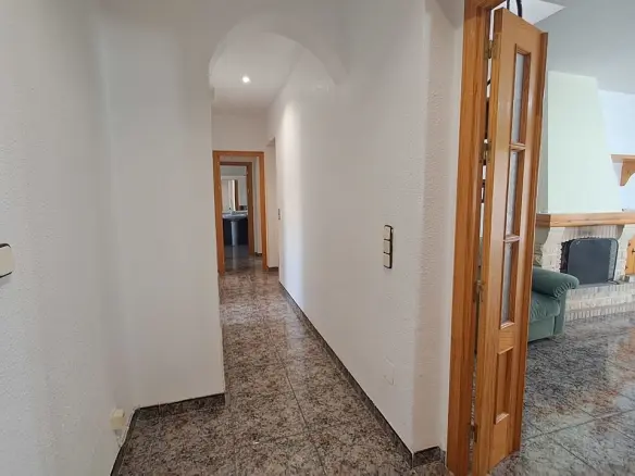 5-bedroom Villa In Orihuela Costa, Spain (200 M²)