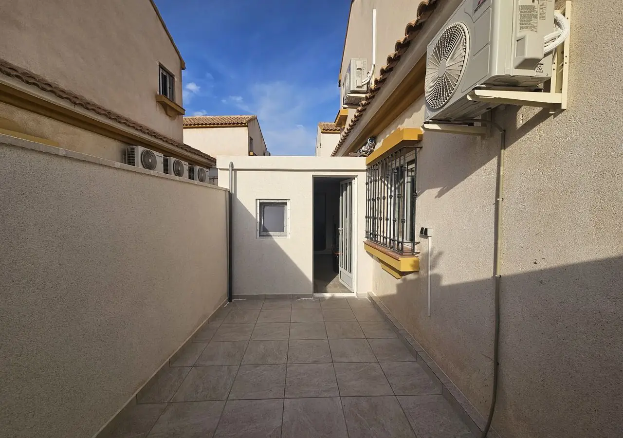 Bungalow 90 M² In Orihuela Costa, Spain – Mediter Real Estate