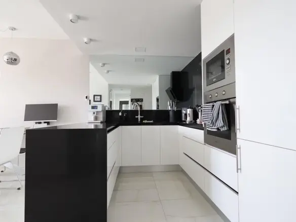 2-bedroom Apartment In Orihuela Costa, Spain (113 M²)