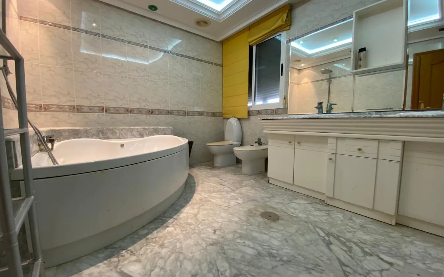 Penthouse 195 M² In Torrevieja, Spain – Mediter Real Estate