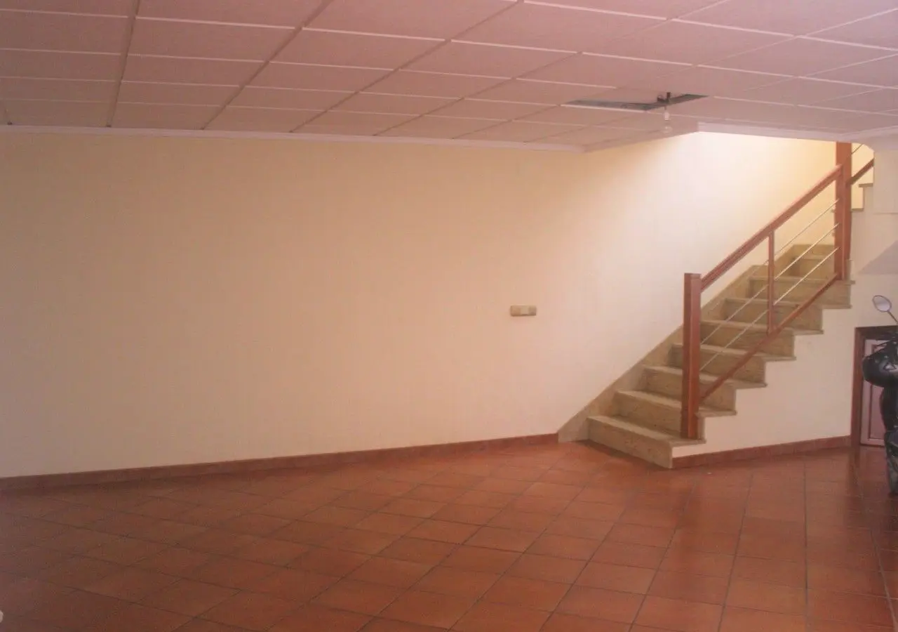 3-bedroom House In Torrevieja, Spain (225 M²)
