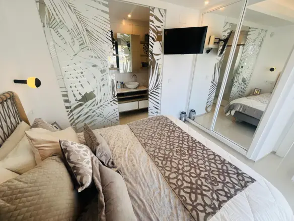 3-bedroom Villa In Los Alcázares, Spain (126 M²)