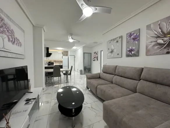 2-bedroom Apartment In Torrevieja, Spain (82 M²)
