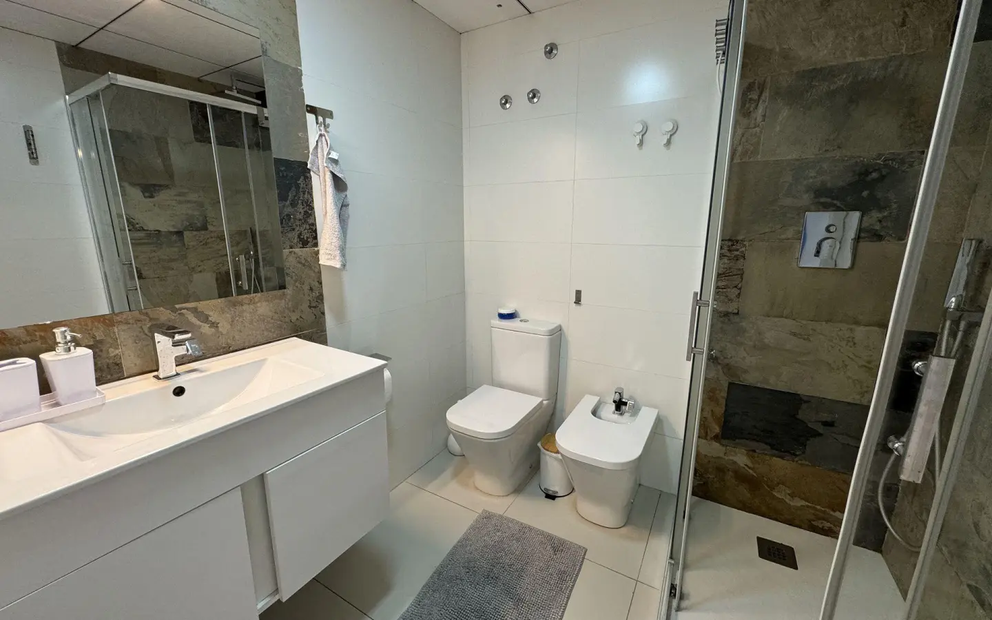 2-bedroom Apartment In Torrevieja, Spain (60 M²)