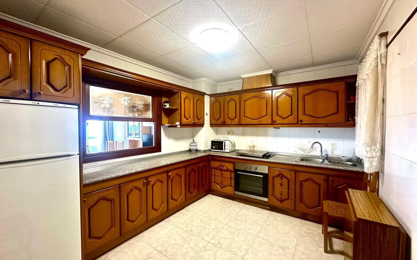 Apartment 120 M² In Torrevieja, Spain – Mediter Real Estate**title:** 3-bed Apartment In Torrevieja With Sea View