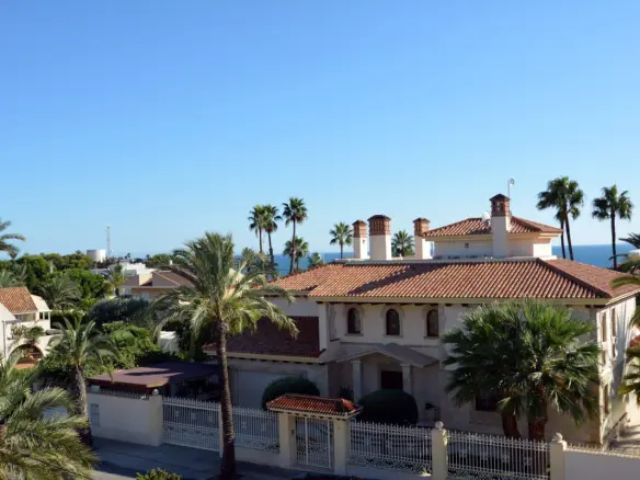 9-bedroom Villa In Cabo Roig, Spain (511 M²)