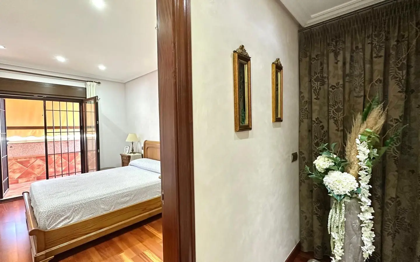 4-bedroom House In Torrevieja, Spain (260 M²)