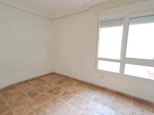 5-bedroom Apartment In Torrevieja, Spain (250 M²)