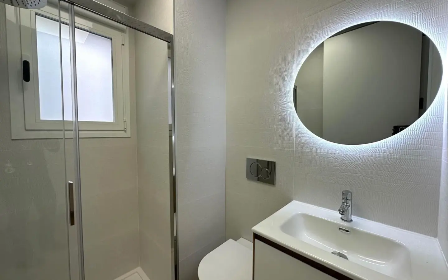 2-bedroom Apartment In Torrevieja, Spain (81 M²)