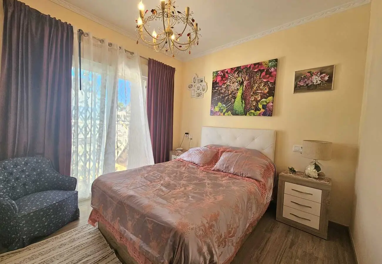 3-bedroom Villa In Torrevieja, Spain (74 M²)