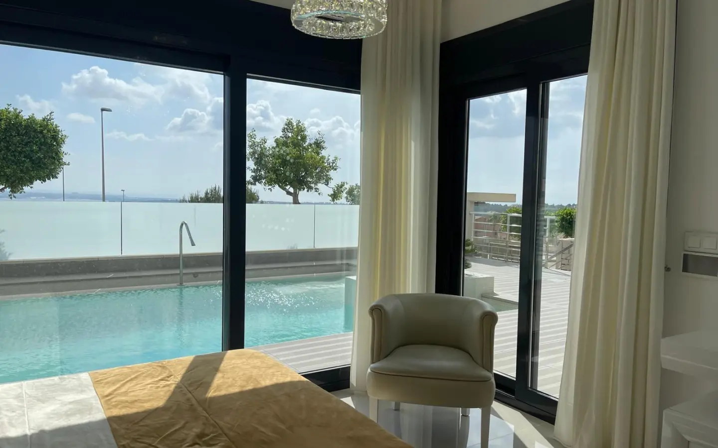 Villa 316 M² In San Miguel De Salinas, Spain – Mediter Real Estate