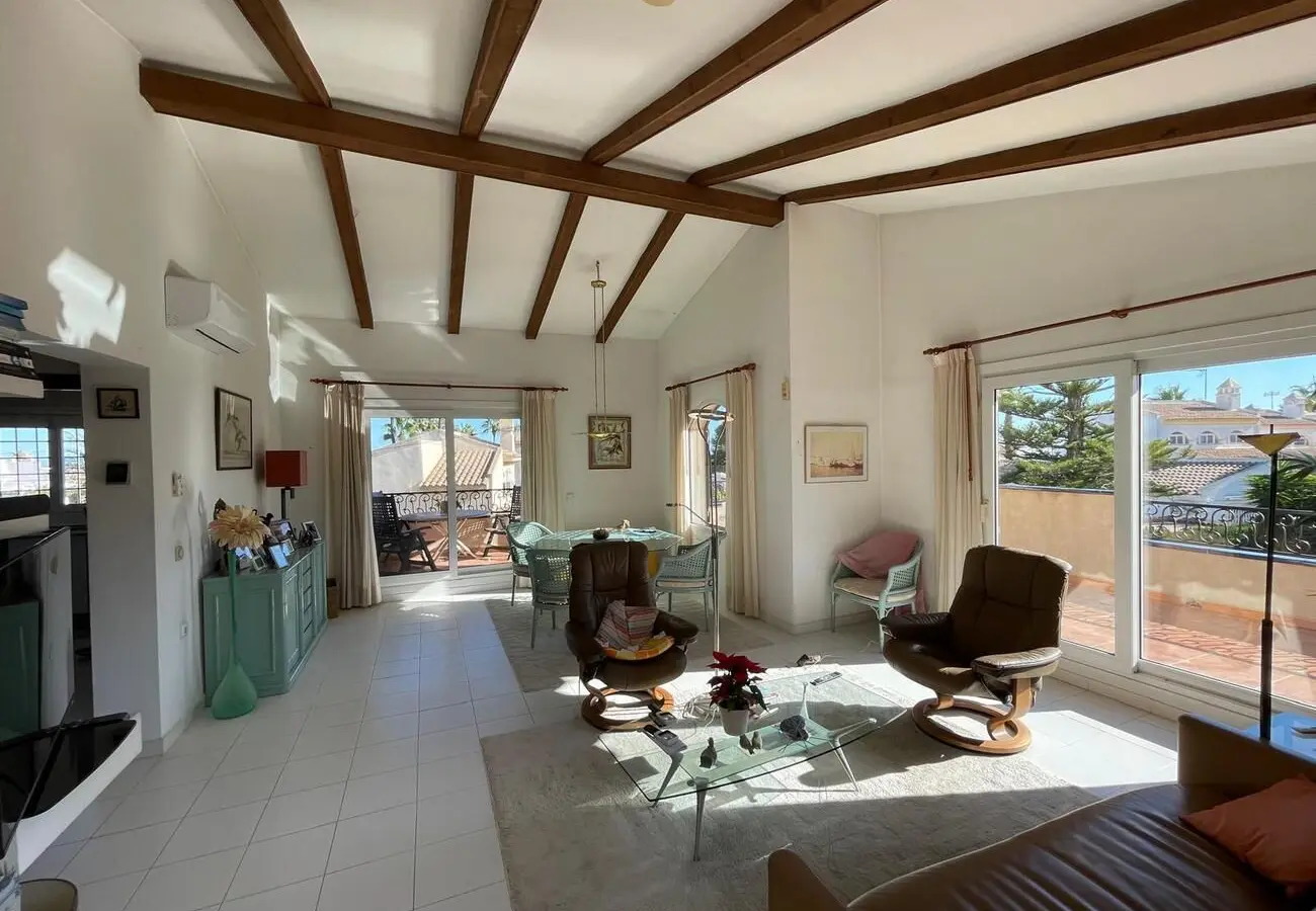 3-bedroom Villa In Villamartin, Spain (140 M²)