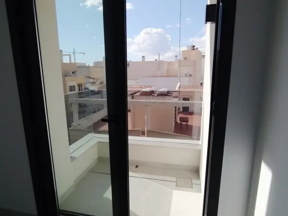 2-bedroom Apartment In Torrevieja, Spain (88 M²)