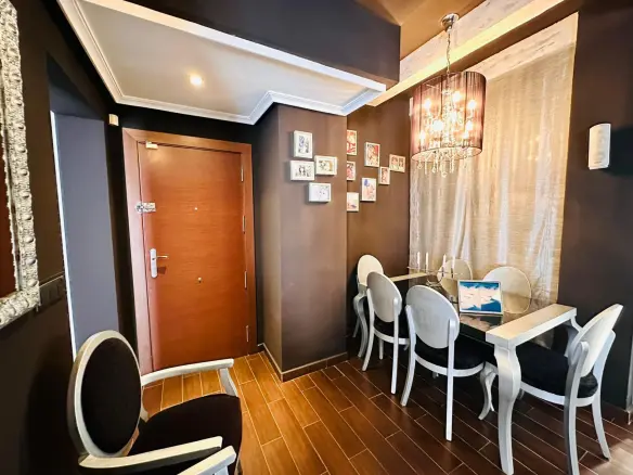 3-bedroom Apartment In Torrevieja, Spain (205 M²)