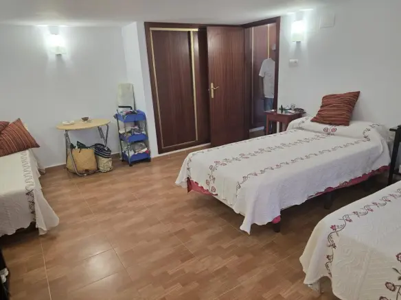 7-bedroom Villa In Orihuela Costa, Spain (230 M²)
