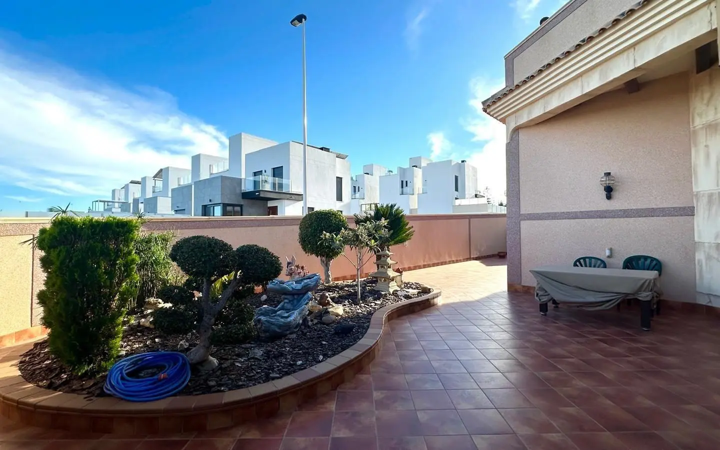 4-bedroom House In Torrevieja, Spain (260 M²)
