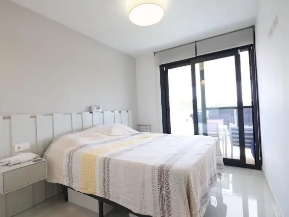 2-bedroom Apartment In Orihuela Costa, Spain (113 M²)
