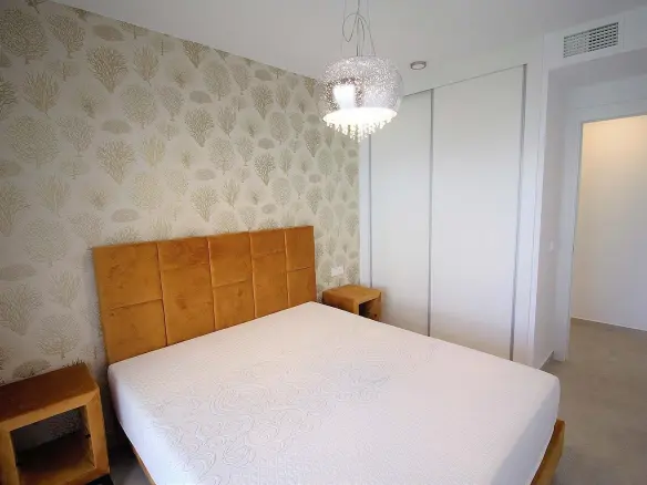 3-bedroom Apartment In Santa Pola, Spain (93 M²)