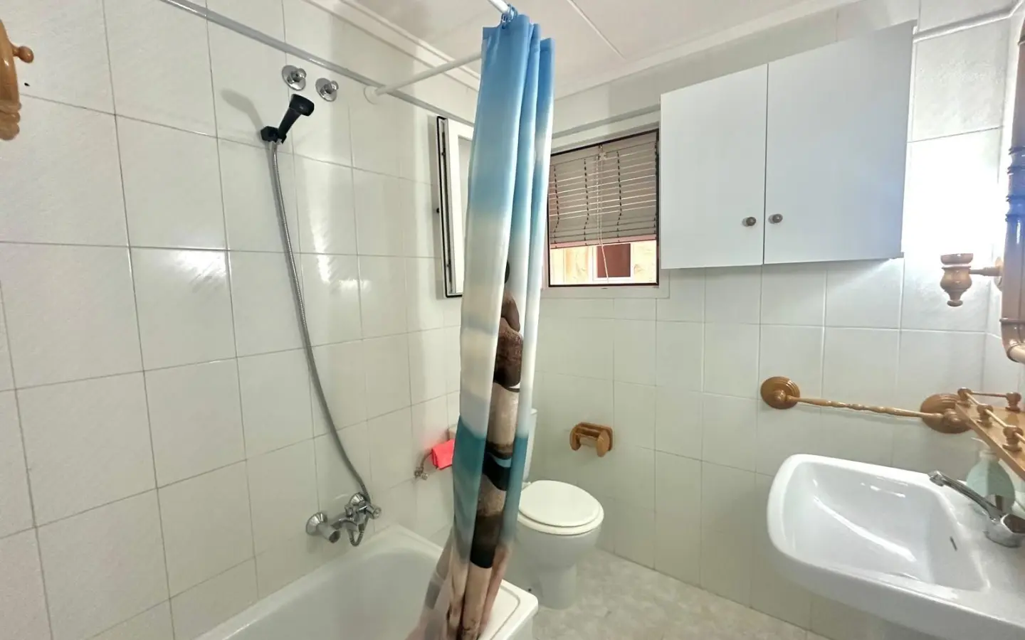 Apartment 120 M² In Torrevieja, Spain – Mediter Real Estate**title:** 3-bed Apartment In Torrevieja With Sea View