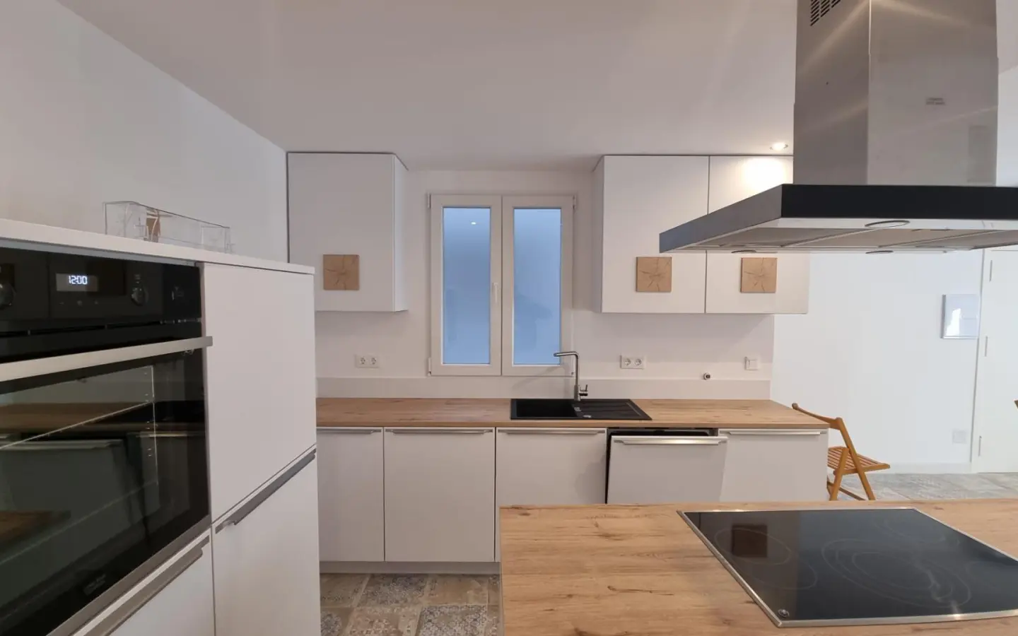 2-bedroom Apartment In Torrevieja, Spain (105 M²)