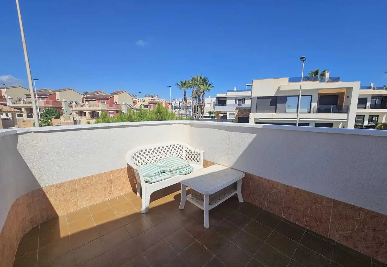 3-bedroom Villa In Torrevieja, Spain (74 M²)