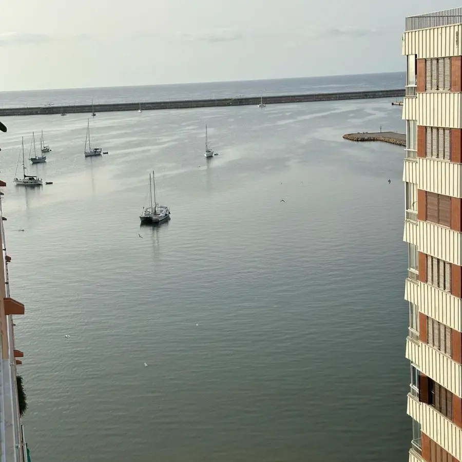 2-bedroom Penthouse In Torrevieja, Spain (118 M²)