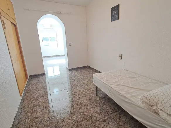 5-bedroom Villa In Orihuela Costa, Spain (200 M²)