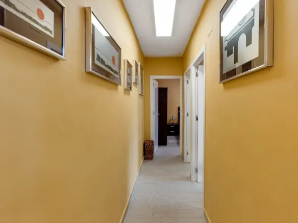 5-bedroom Villa In Torrevieja, Spain (568 M²)