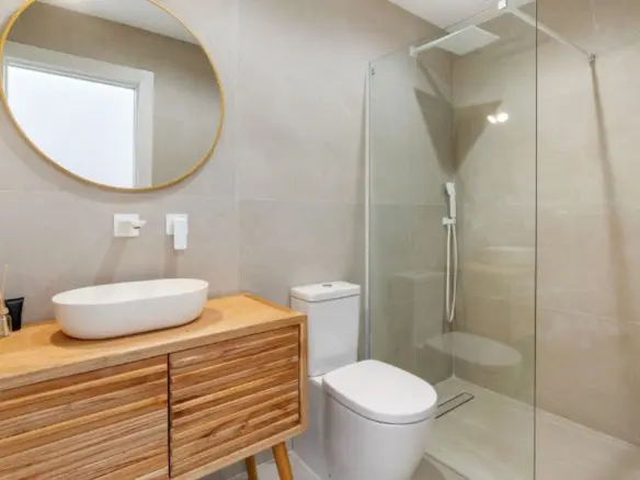 3-bedroom Villa In Torrevieja, Spain (270 M² Plot)