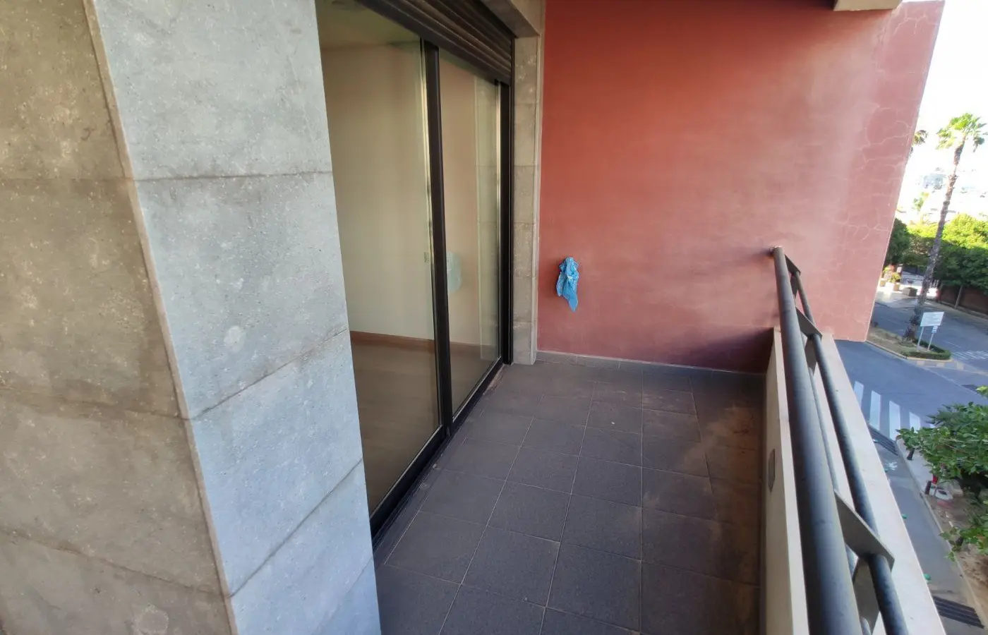 3-bedroom Apartment In Torrevieja, Spain (140 M²)