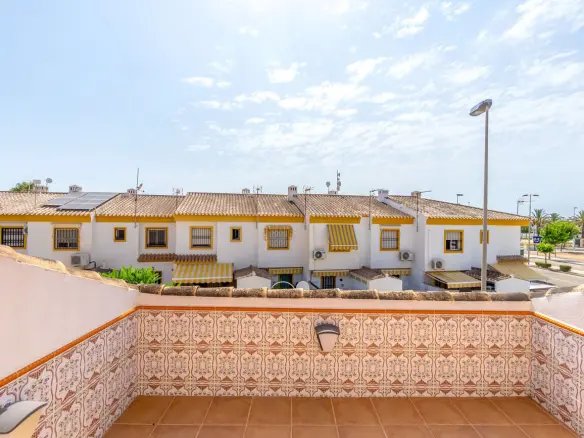 3-bedroom Villa In Pilar De La Horadada, Spain
