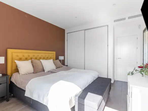 4-bedroom Villa In Torrevieja, Spain
