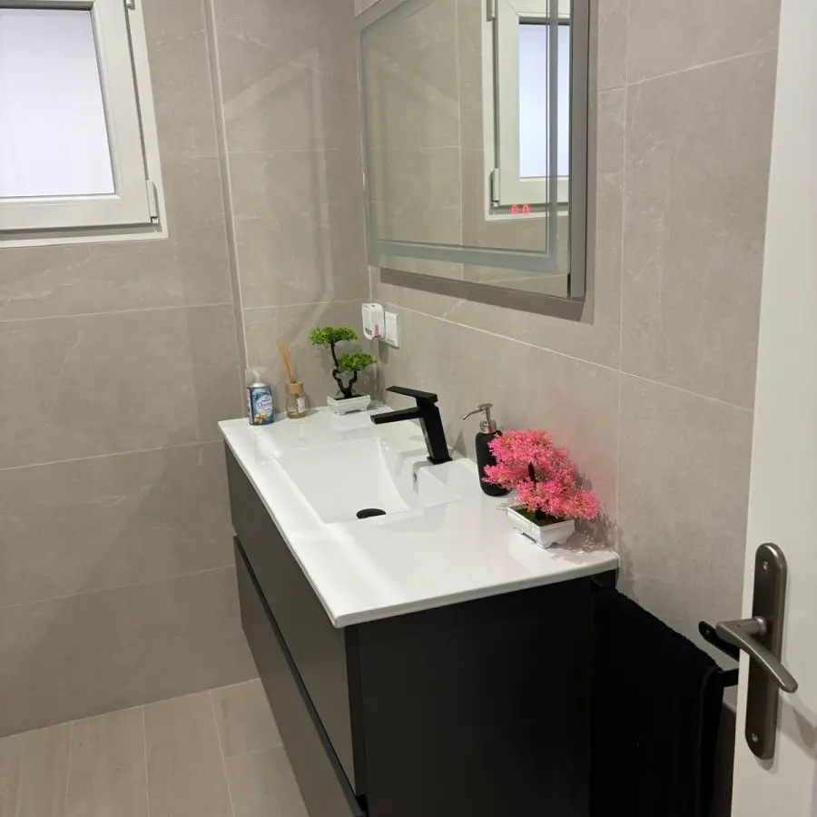 Apartment 150 M² In Torrevieja, Spain – Mediter Real Estate**title:** 3-bedroom Apartment In Torrevieja, Mediterranean Area