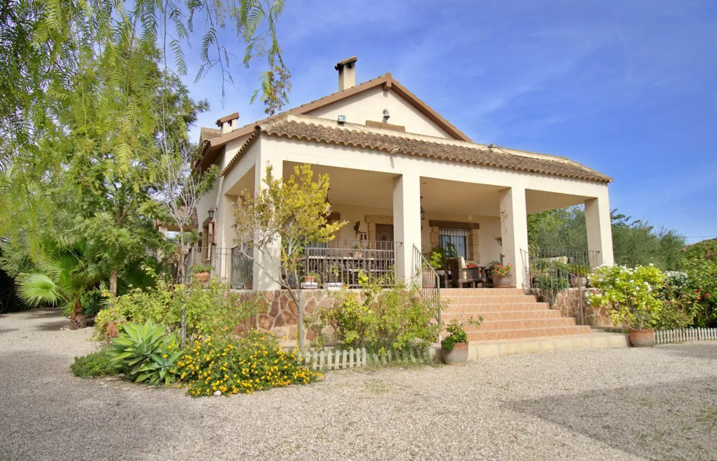 5-bedroom Villa In Elche, Spain (509 M²)