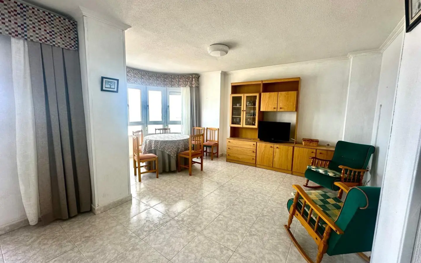 Apartment 120 M² In Torrevieja, Spain – Mediter Real Estate**title:** 3-bed Apartment In Torrevieja With Sea View