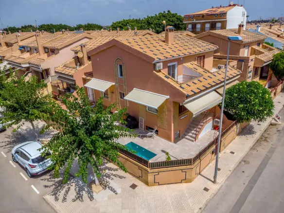 3-bedroom Villa In Pilar De La Horadada, Spain