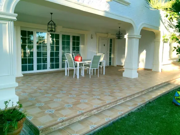 7-bedroom Villa In Cabo Roig, Spain (500 M²)
