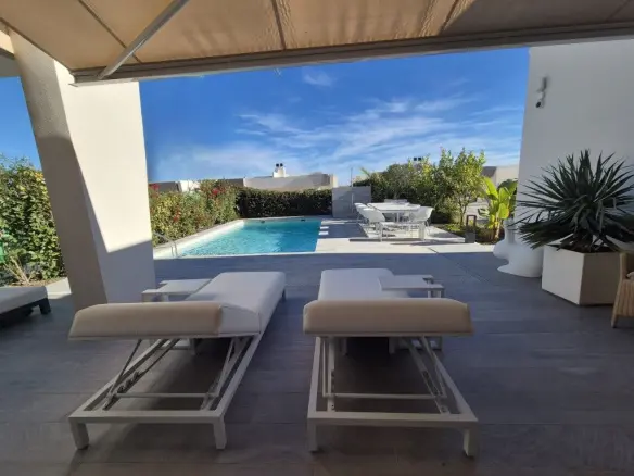 2-bedroom Villa In Algorfa, Spain (132 M²)