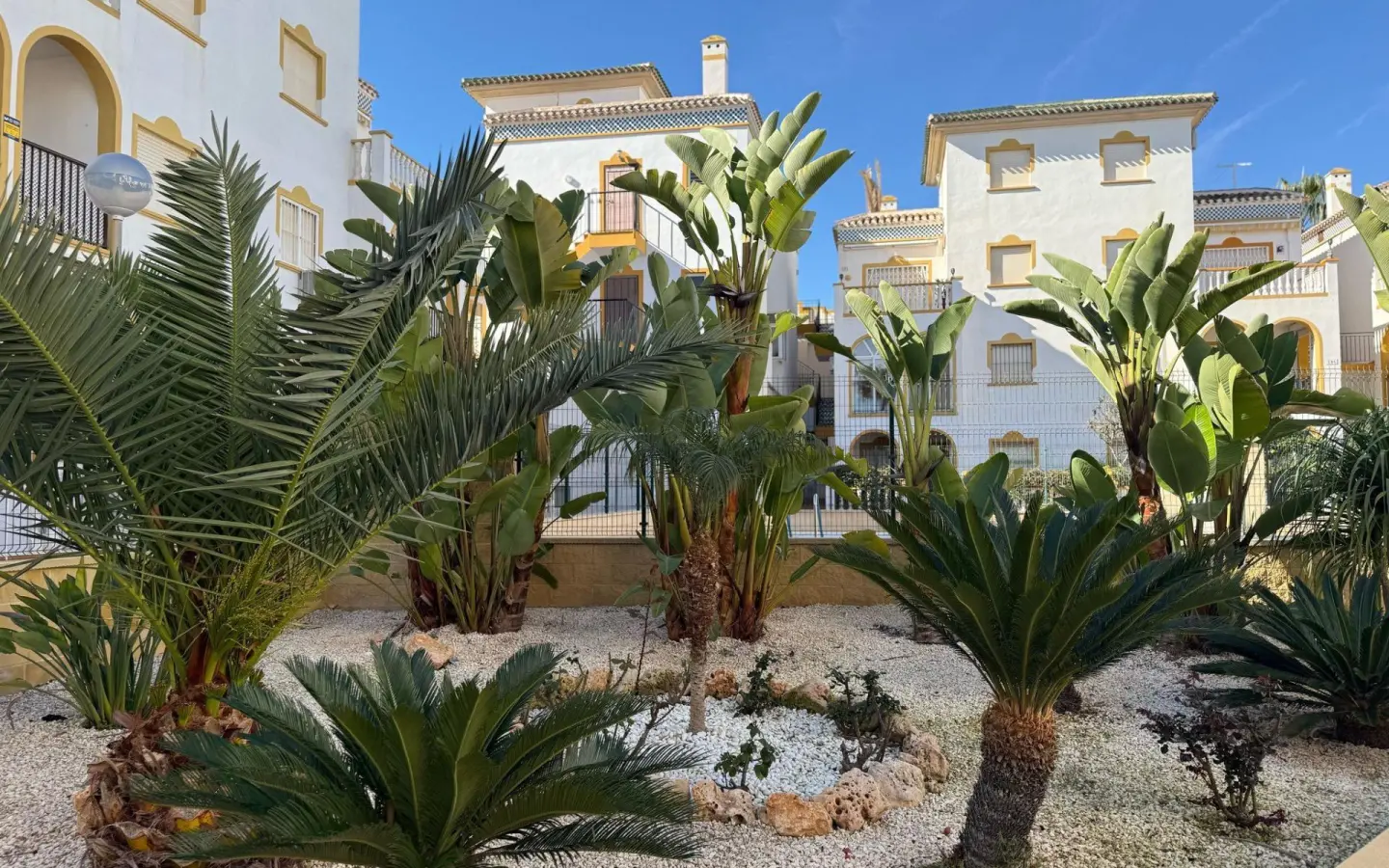 Bungalow 85 M² In Torrevieja, Spain – Mediter Real Estate