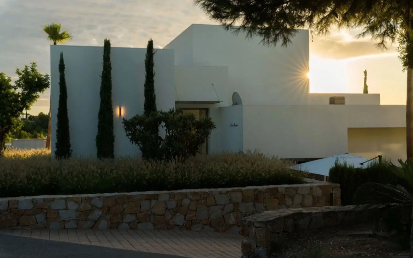 5-bedroom Villa In San Miguel De Salinas, Spain (241 M²)