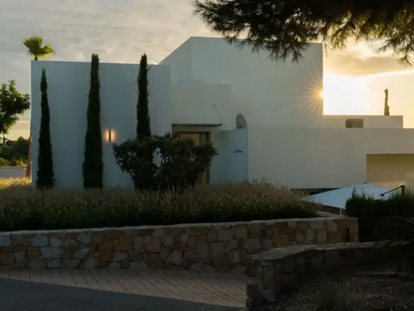5-bedroom Villa In San Miguel De Salinas, Spain (241 M²)