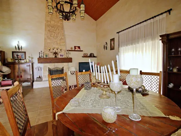 5-bedroom Villa In Elche, Spain (509 M²)