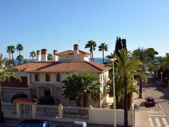 9-bedroom Villa In Cabo Roig, Spain (511 M²)