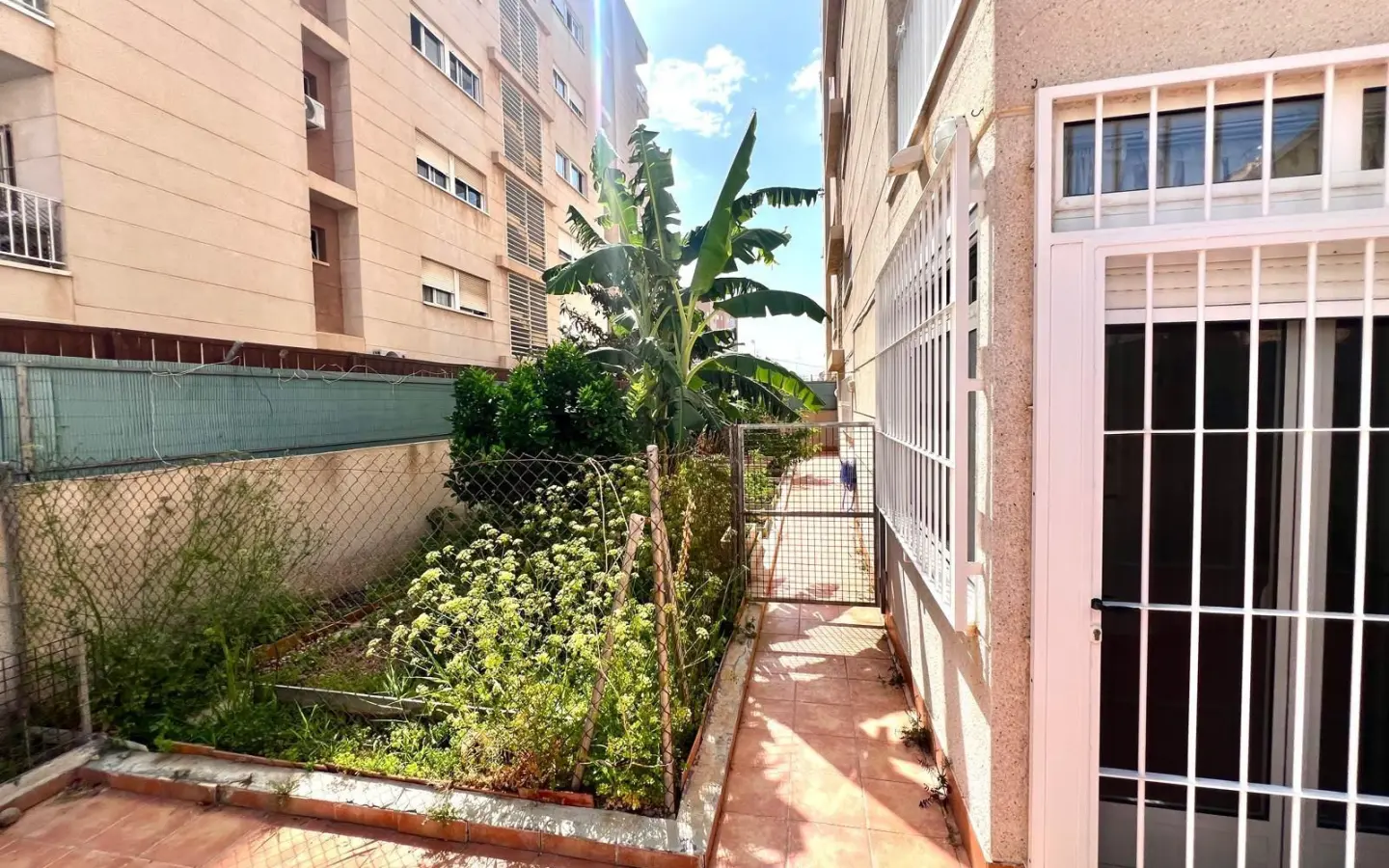 Apartment 140 In Torrevieja, Spain – Mediter Real Estate