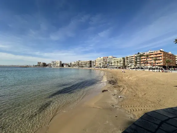 2-bedroom Apartment In Torrevieja, Spain (82 M²)