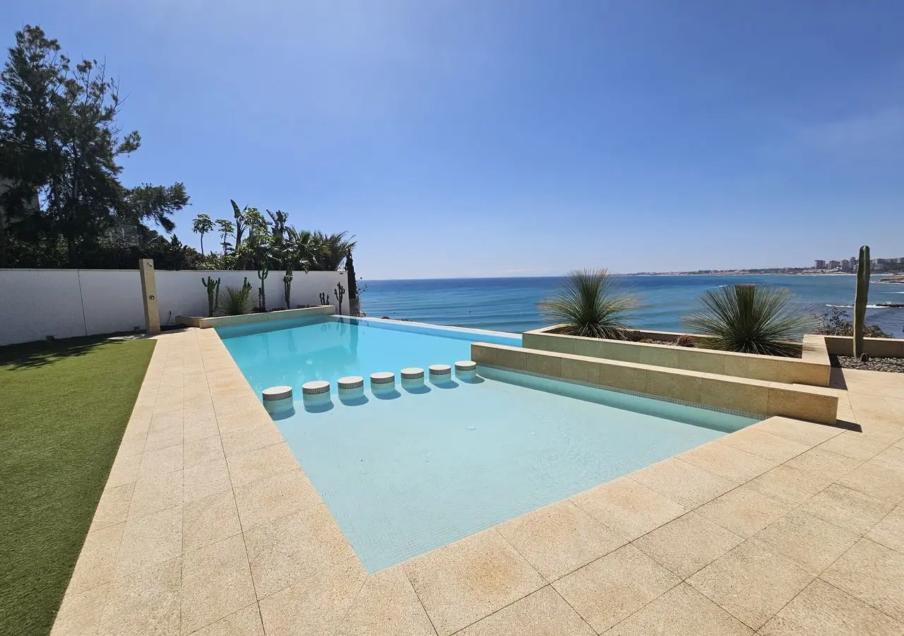 Villa 479 M² In Cabo Roig, Spain – Mediter Real Estate