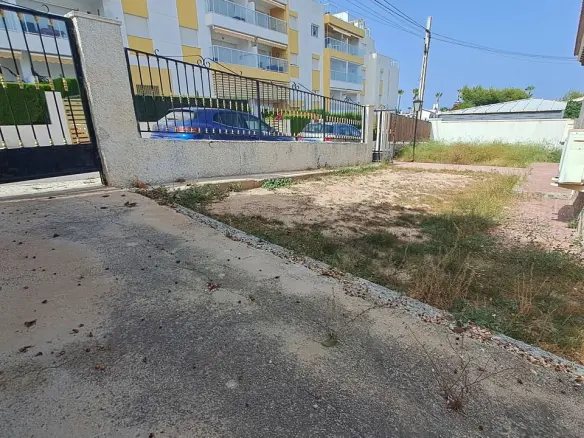 5-bedroom Villa In Orihuela Costa, Spain (200 M²)