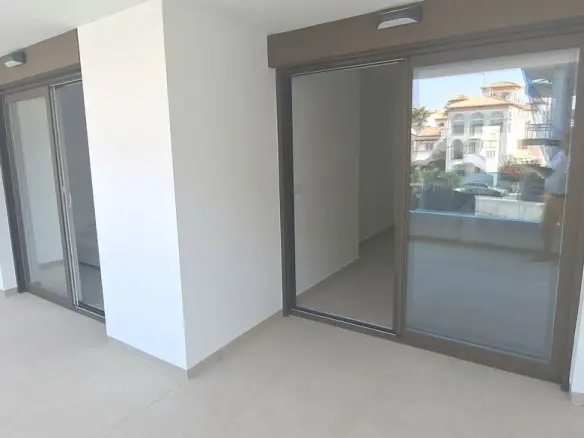 2-bedroom Apartment In Orihuela Costa, Spain (73 M²)