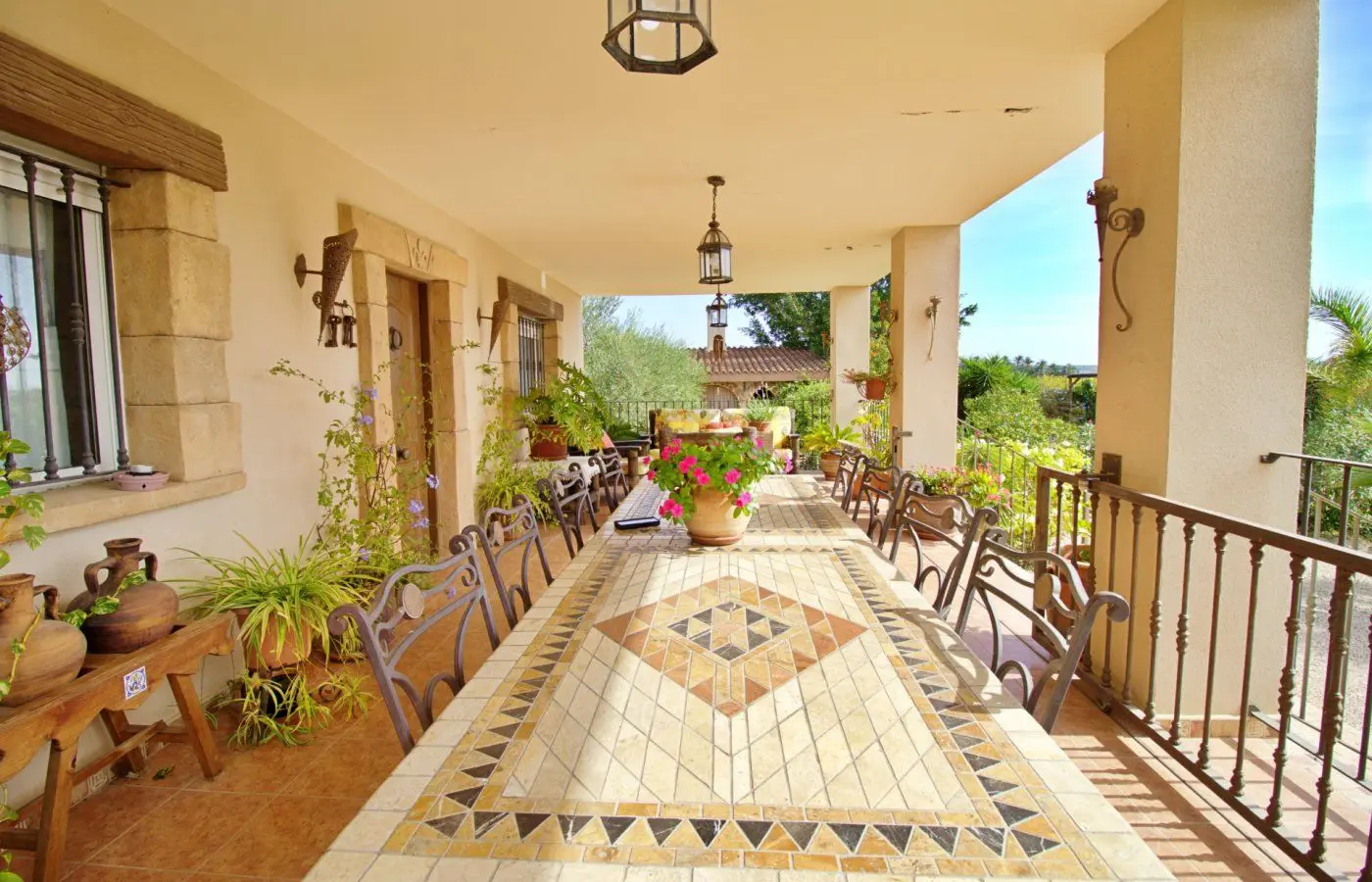 5-bedroom Villa In Elche, Spain (509 M²)