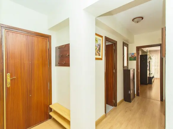 3-bedroom Apartment In Torrevieja, Spain